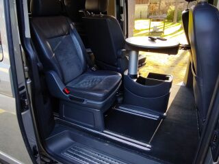 Volkswagen Multivan Highline nelikvedu 2.0 132кВ