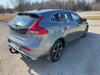 Volvo V40 R-Design-5 silindrit 2.0 D3 110kW