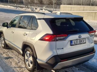 Toyota RAV4 Luxsury Limited 2.5 131kW