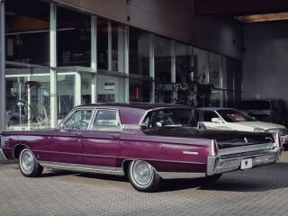 Mercury Park Lane 4-Door Sedan 6.4 V8 300hp