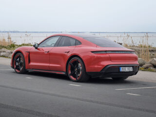 Porsche Taycan 4S Performance Battery Plus 420kW