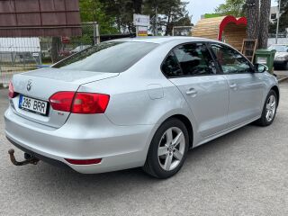 Volkswagen Jetta 1.6 77kW