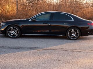 Mercedes-Benz E 300 DE 4Matic AMG Line Premium Plus SuperScreen 2.0 145kW