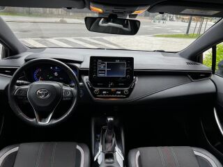 Toyota Corolla GR Sport Hybrid 2.0 112кВ