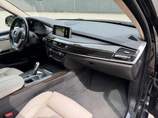 BMW X5 xDrive30d Pure Experience F15 3.0 R6 N57T 190kW