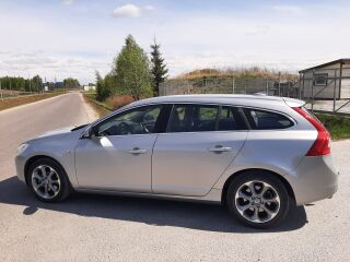 Volvo V60 OCEAN RACE AWD 2.4 151кВ