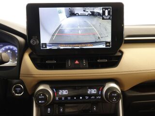 Toyota RAV4 Premium 131кВ