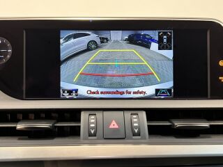 Lexus ES 300h 2.5 131kW