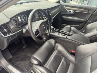Volvo V90 Cross Country 2.0 140kW