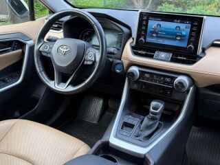 Toyota RAV4 2.5 131kW