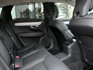 Volvo S90 T8 TWIN ENGINE AWD H&K ULTIMATE DARK XENIUM IN 2.0 T8 Twin-Engine PLUG-IN-HYBRID Long range 335kW