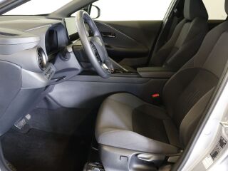 Toyota C-HR Style Technology Pakett 112kW