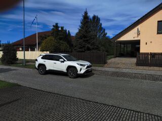 Toyota RAV4 SUV 2.0 129kW