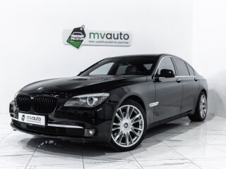 BMW 740 Individual xDrive 3.0 225kW