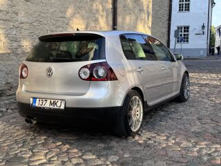 Volkswagen Golf GTI 2.0 147kW