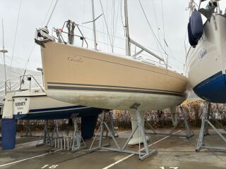 Hanse 325 Volvo D1-30