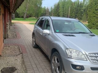 Mercedes-Benz ML 320 3.0 v6 165kW