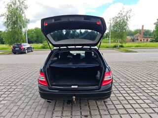 Mercedes-Benz C 220 2.1 125kW