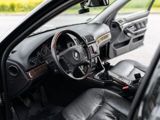 BMW 530 Individual 3.0 170kW