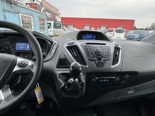 Ford Transit Custom L2H1 Titanium Sport 2.2 Tdci 114kW