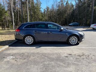 Opel Insignia 2.0 Sports Tourer 162kW