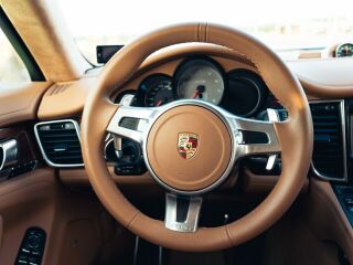 Porsche Panamera GTS 4.8 324kW
