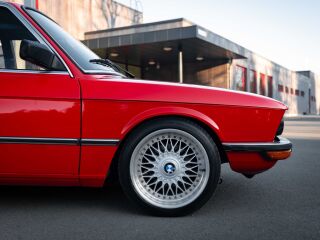 BMW 528 2.8 135kW