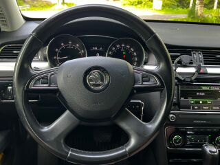 Skoda Superb Ambition 1.8 TSI 118kW