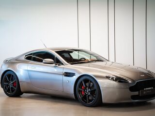 Aston Martin V8 Vantage 4.3 V8 283kW