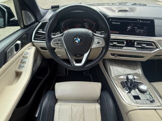 BMW X7 Individual 3.0 195кВ