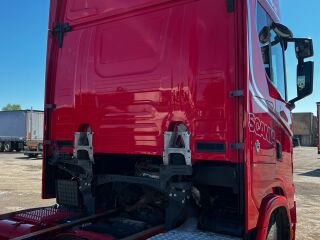 Scania S730 B6X4NB 16.0 V8 537kW