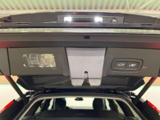 Volvo V90 Cross Country AWD Momentum 2.0 B4 KERS Mild Hybrid 145kW