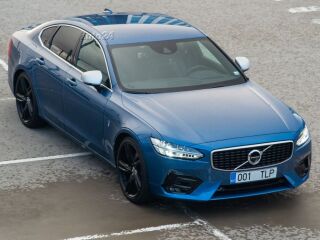 Volvo S90 D5 R-Design AWD 2.0 173kW