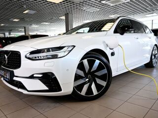 Volvo V90 AWD T6 H&K DARK PLUS INTELLI SAFE PRO 2.0 T6 LONG RANGE plug-in 293kW