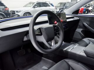 Tesla Model 3 Premium Long-range AWD 366kW