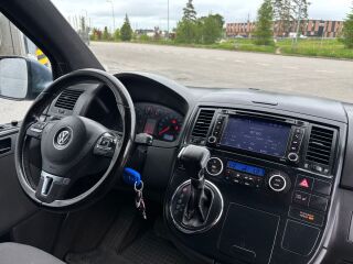 Volkswagen Multivan 2.5 128кВ