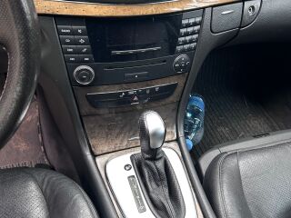 Mercedes-Benz E 270 Avantgarde 2.7 130kW