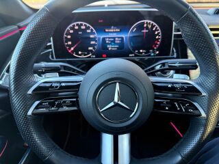 Mercedes-Benz E 300 DE 4Matic AMG Line Premium Plus SuperScreen 2.0 145kW