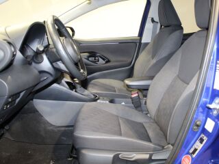 Toyota Yaris Active Plus 1.5 68кВ