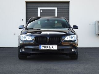 BMW 730 3.0 180кВ