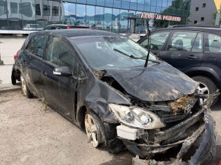 Toyota Auris 1.6 97kW