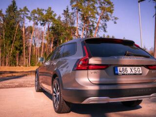 Volvo V90 Cross Country B5KERS 2.0 B5 184кВ
