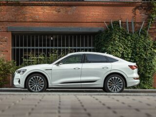 Audi e-tron 55 Sportback 300kw 158kW