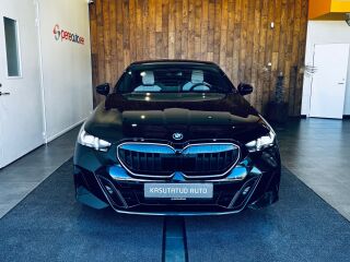 BMW 550 xDrive M-Sportpakett 3.0 360kW