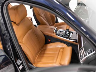BMW X7 3.0 195kW
