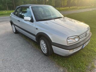 Volkswagen Golf Cabrio 1.6 74kW