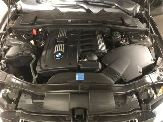 BMW 325 3.0 160kW