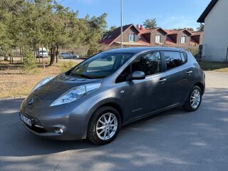 Nissan LEAF Tekna 30KWH 80kW