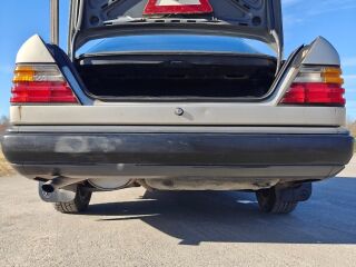 Mercedes-Benz E 250 W124 2.5 66kW