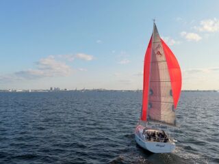 Hansa 385